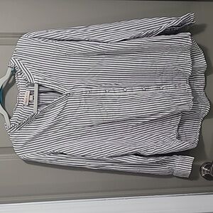 Knox Rose Gray and White Striped Women's Top size L
